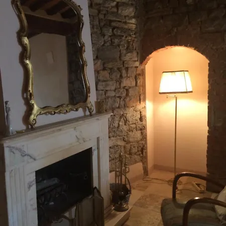 La Piazzetta Toscana B&B-2